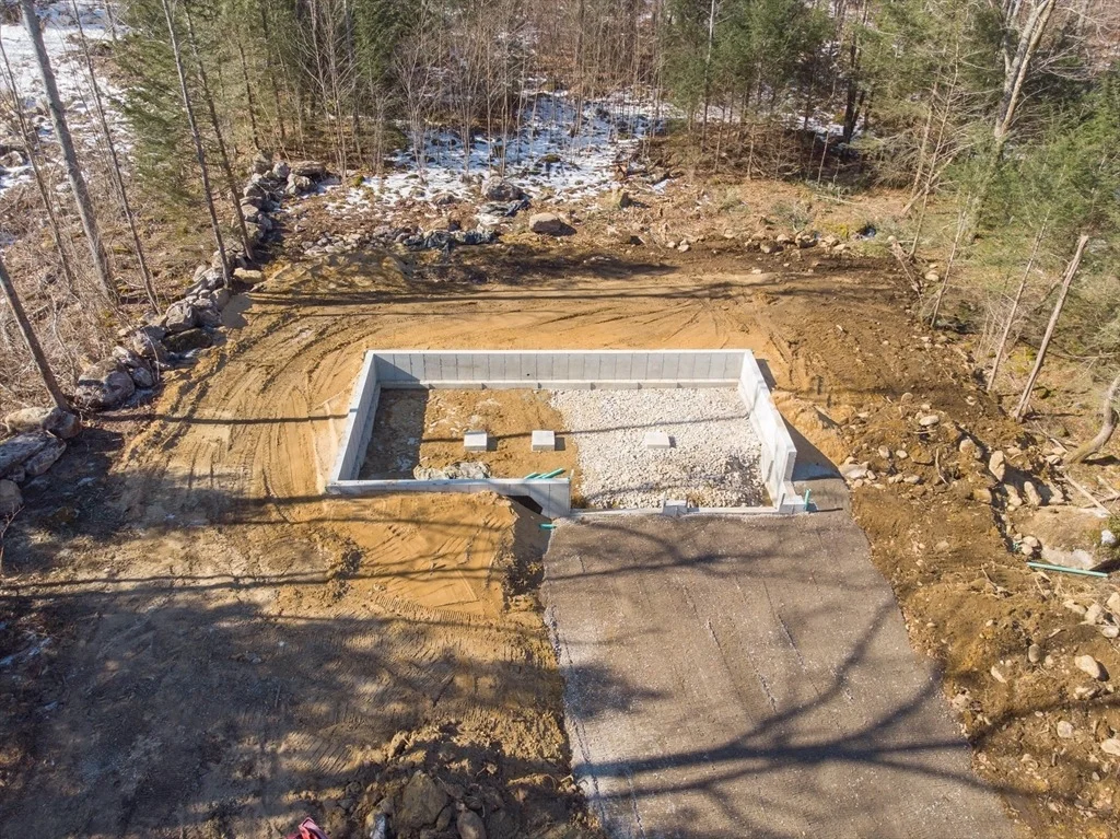 Photo of 55 Brooks Pond Rd