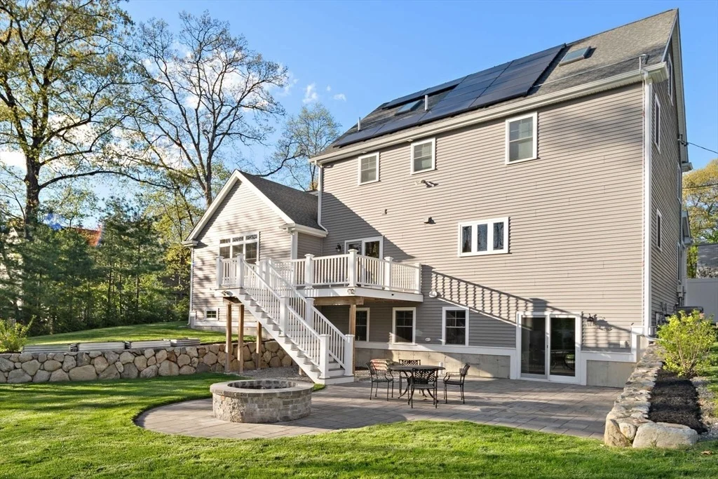 Photo of 10 Hillcrest Rd