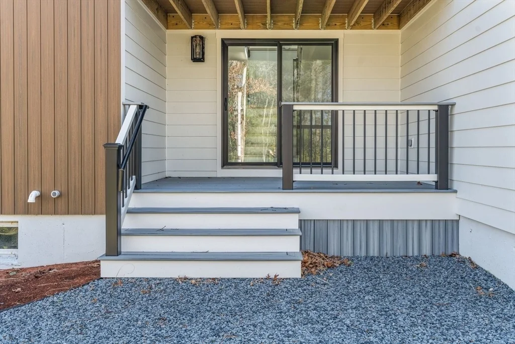 Photo of 46 Greensward Circle