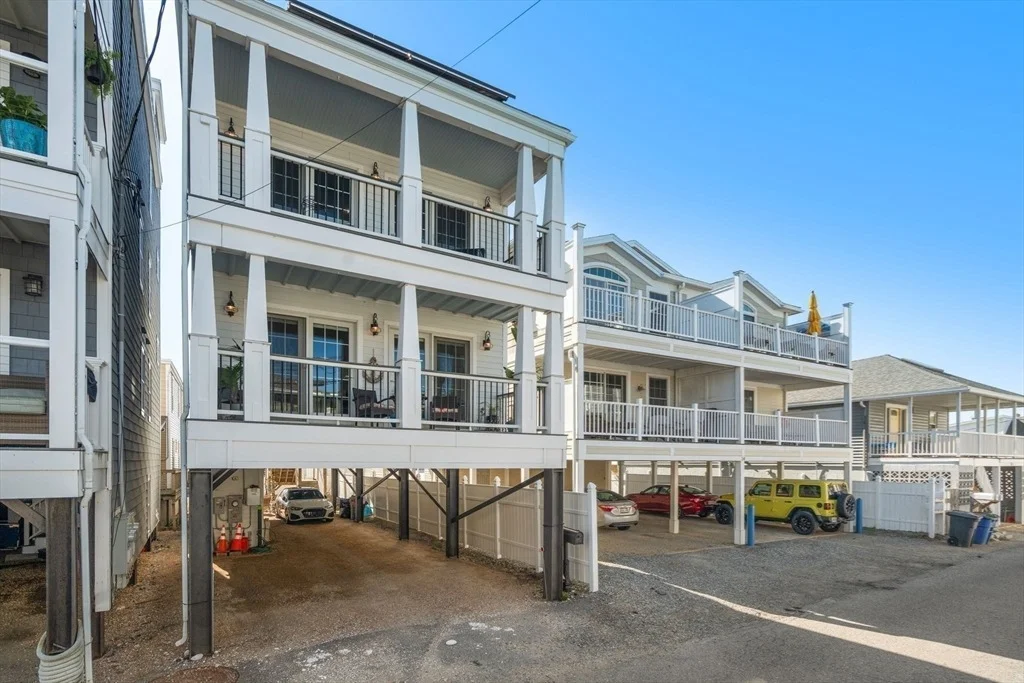 Photo of 16 Atlantic Ave