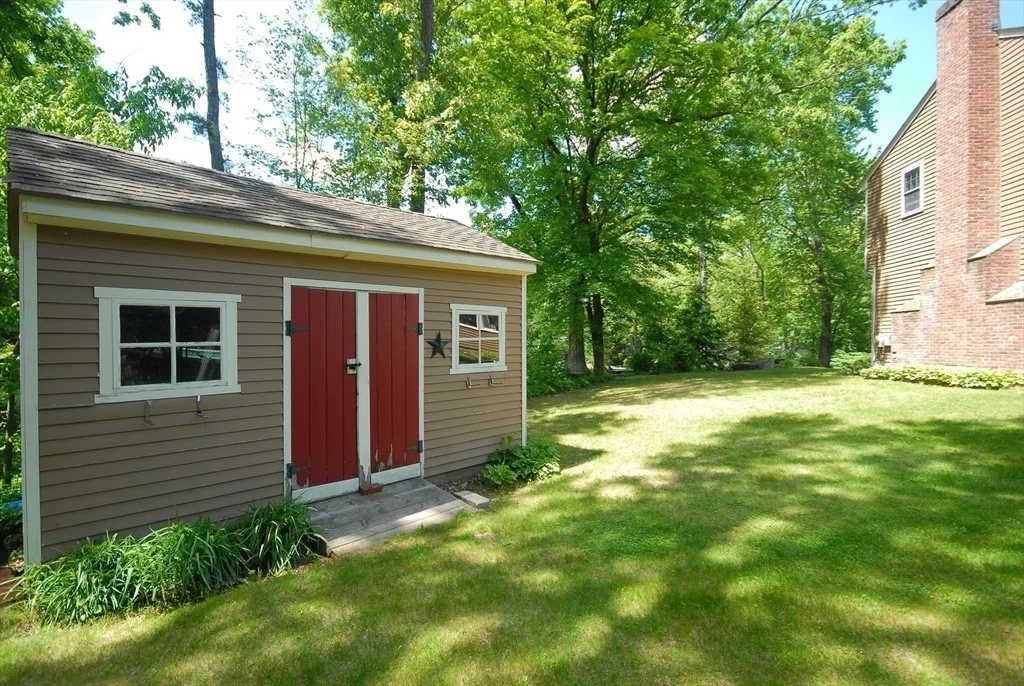Photo of 7 Country Ln