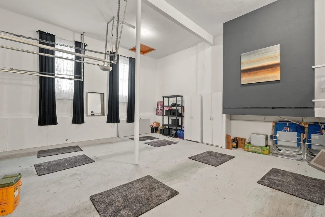 Photo of 10 Holly Lane