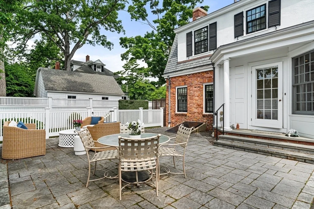 Photo of 24 Cleveland Rd