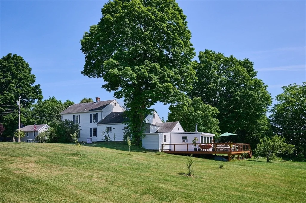 Photo of 666 Montgomery Rd