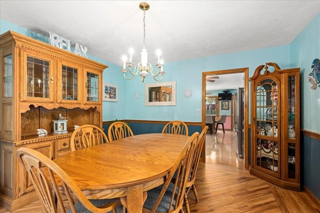 Photo of 27 Crestview Dr