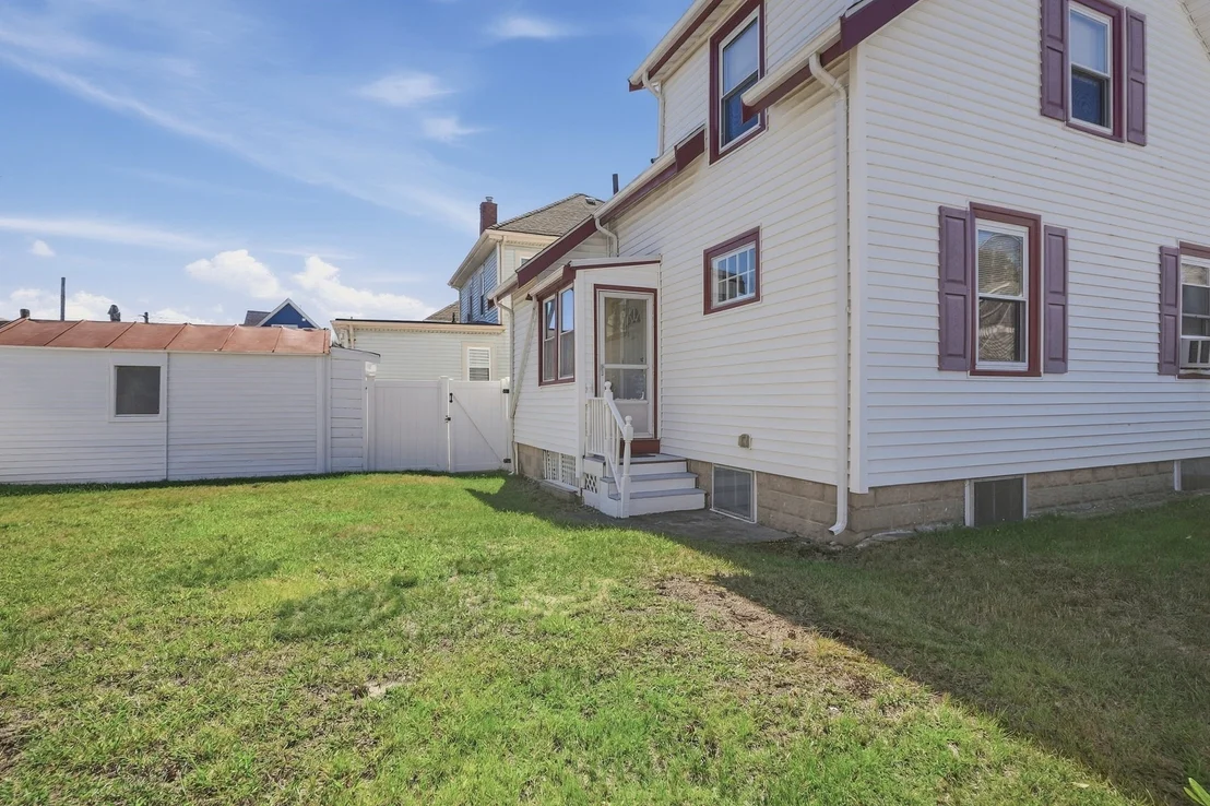 Photo of 7 Geneva Avenue