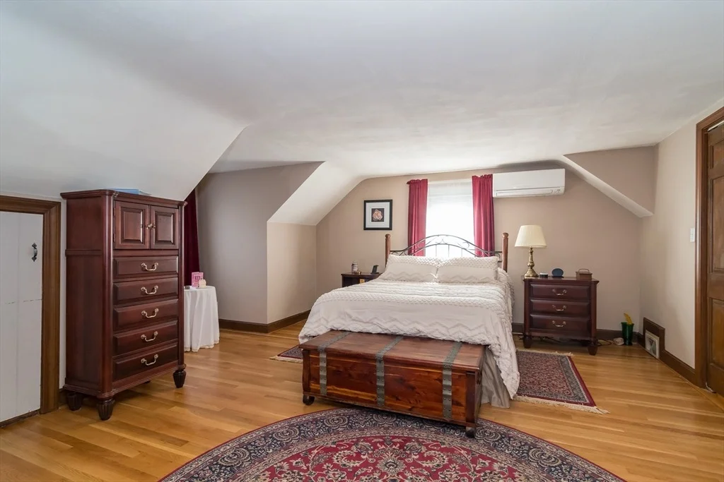 Photo of 80 Smith Avenue