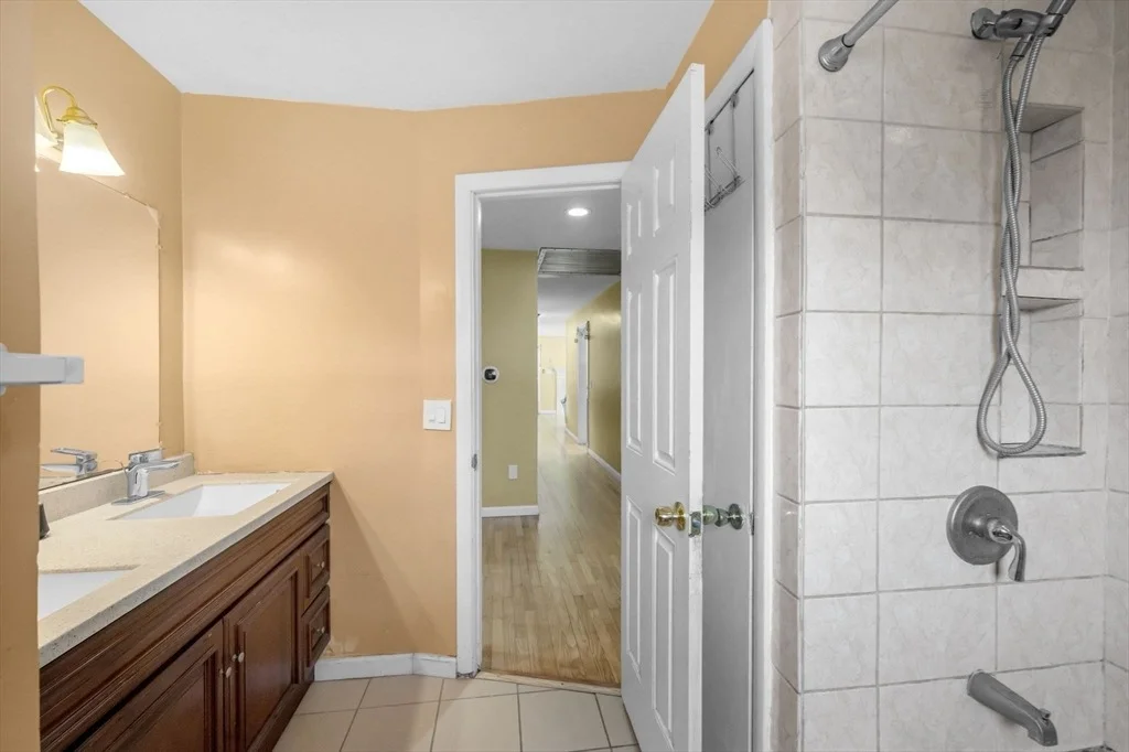 Photo of 72 Paulson Dr