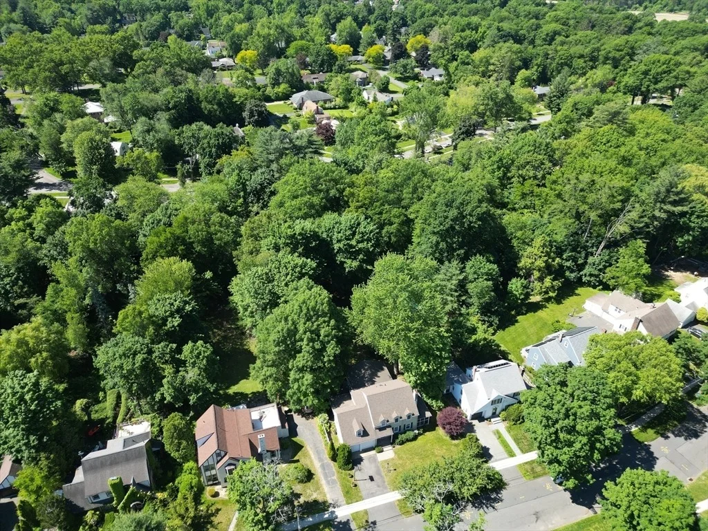 Photo of 77 Pleasantview Avenue