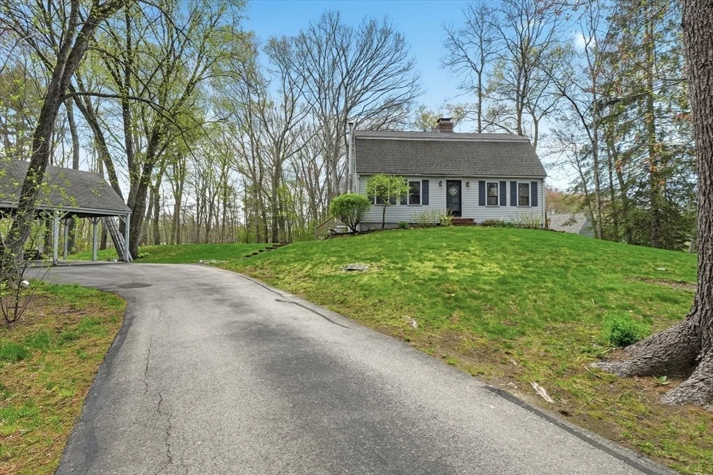 Photo of 10 Lenway Rd