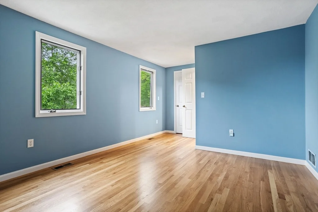 Photo of Unit 1 at 16 Deer Path