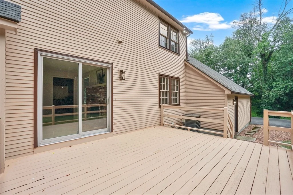 Photo of 4 Highmoor Dr