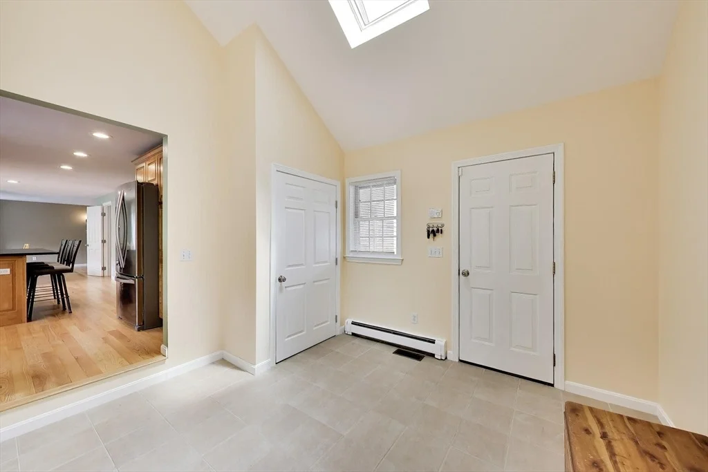Photo of 24 Meadow Ln