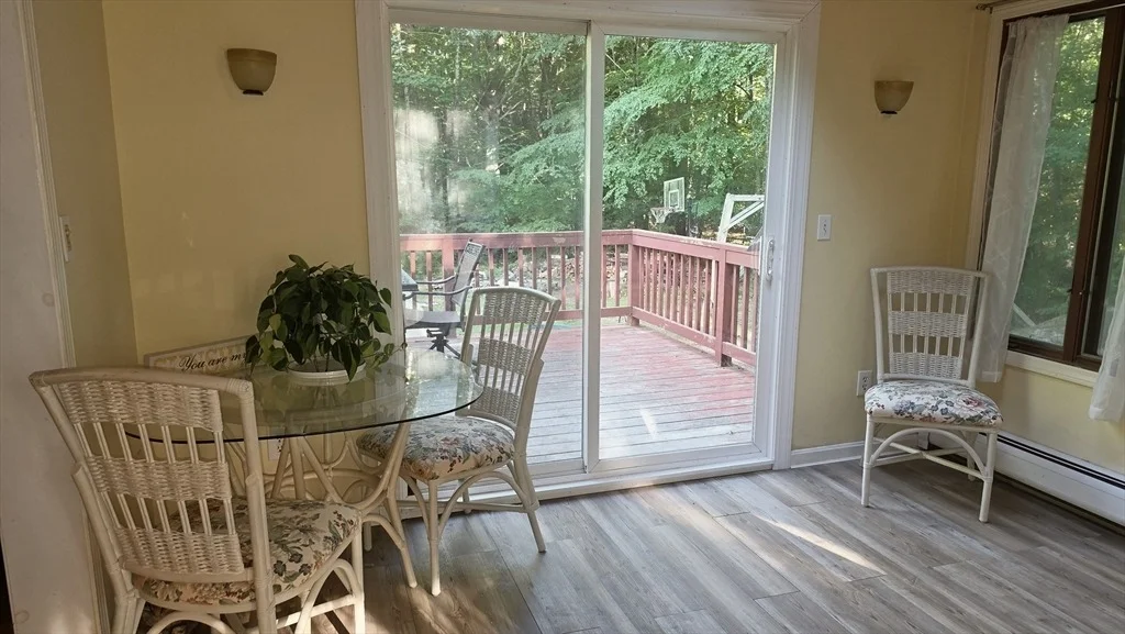 Photo of 2 Greenleaf Dr