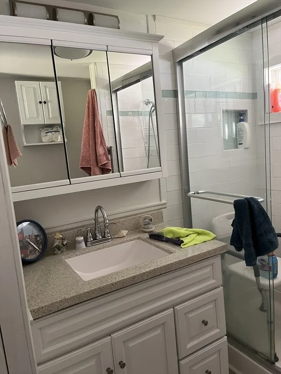 Photo of 23 Riverview Cir