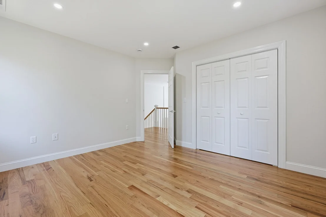 Photo of 69 Denfield Rd