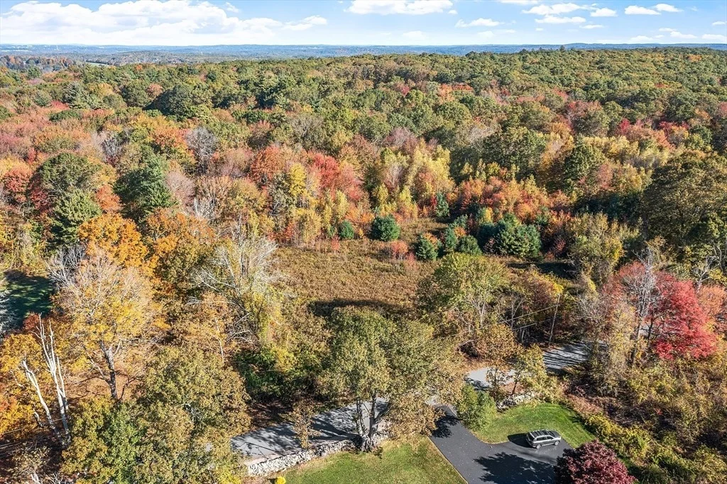 Photo of 265 Mendon Rd