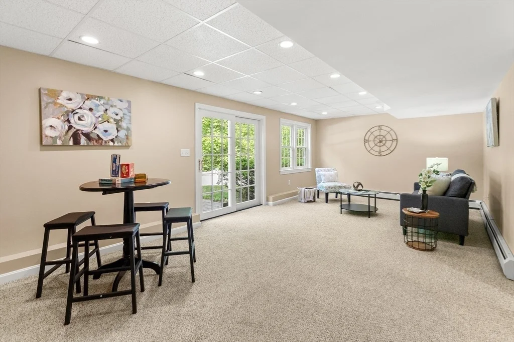 Photo of 8 Caitlin Ln