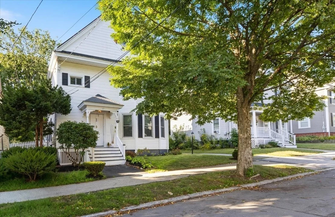 Photo of 33 Ninth Ave
