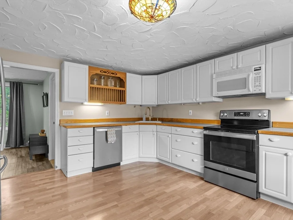 Photo of 19 Cedar Rd