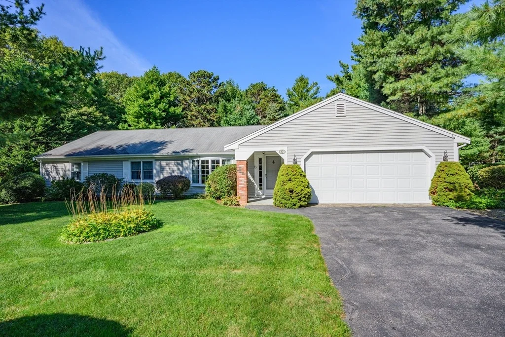 Photo of 87 Foxglove Rd