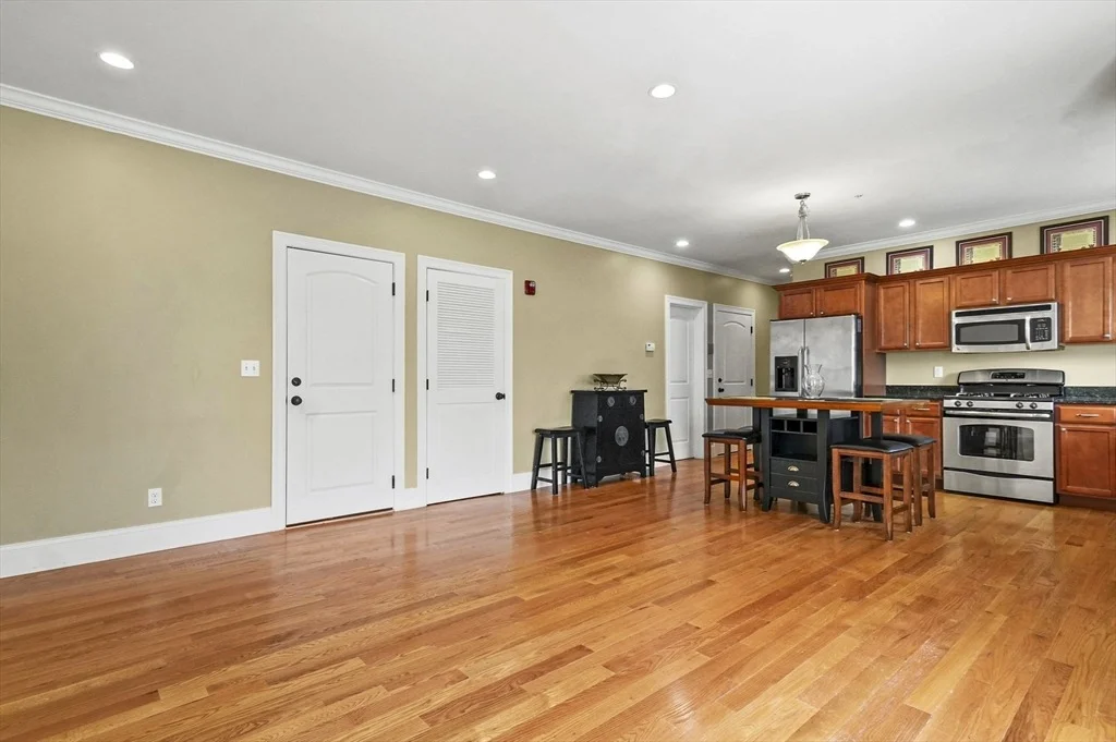 Photo of Unit 21 at 75 Pine Street
