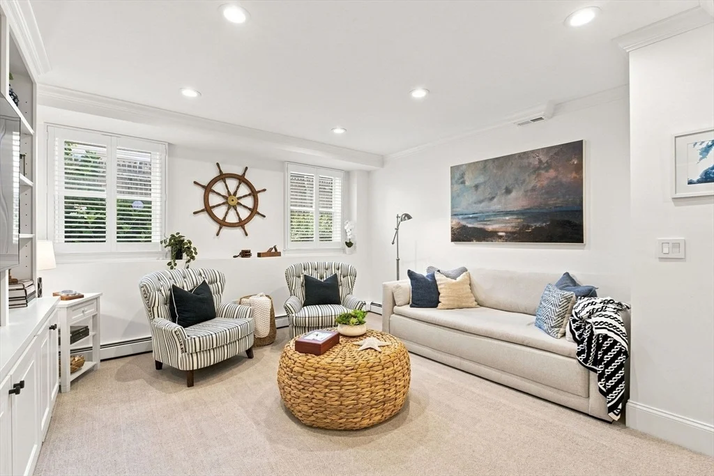 Photo of 5 Leslie Cove