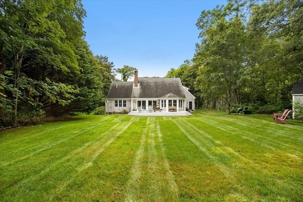 Photo of 575 Harwich Rd