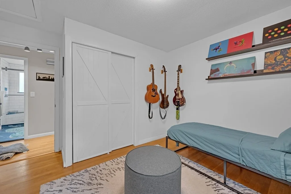Photo of 28 Yale Dr