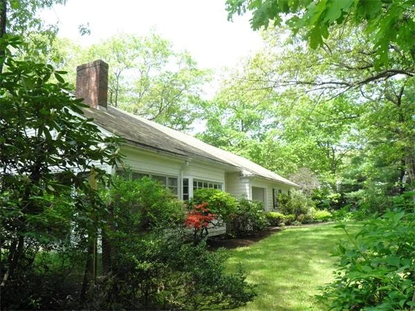 Photo of 24 Meadowbrook Road