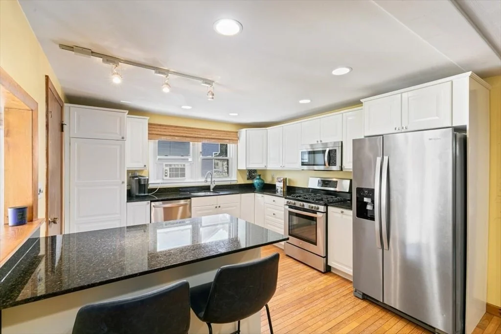 Photo of 3 Cedarwood Ln