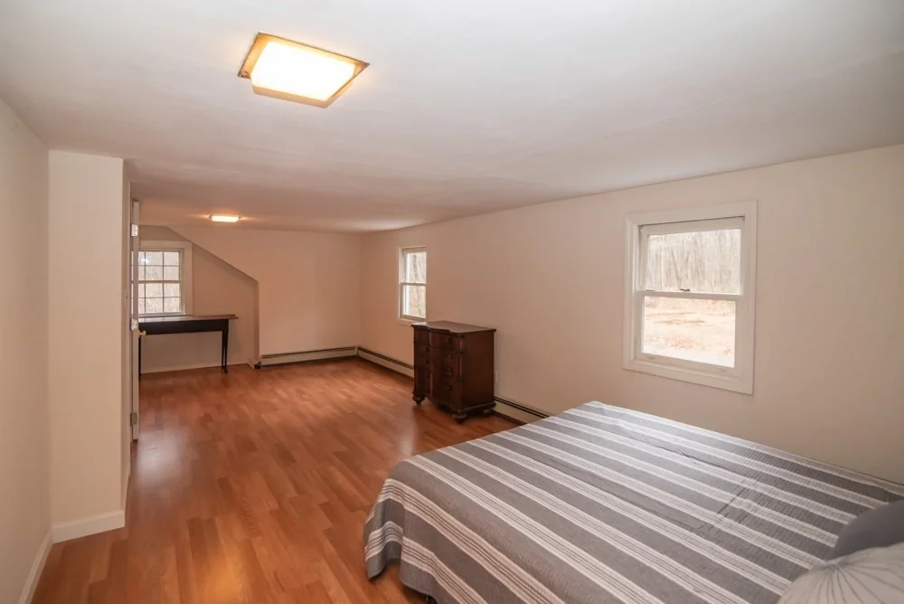 Photo of 449 Amesbury Rd