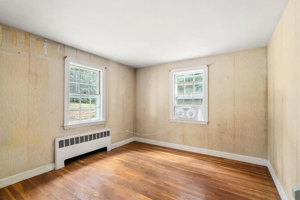 Photo of 10 Taylor Lane
