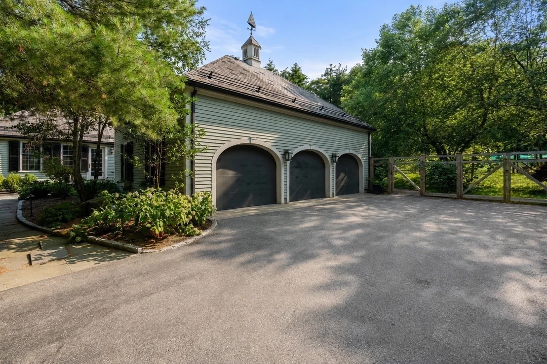 Photo of 150 Pond Road