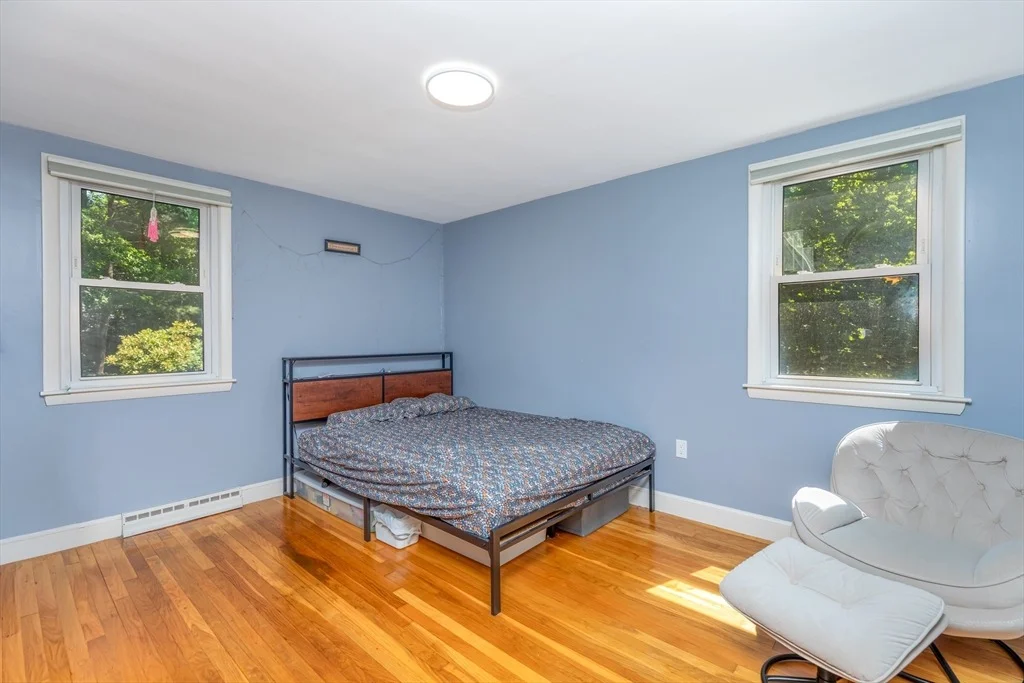 Photo of 65 Margaret Dr