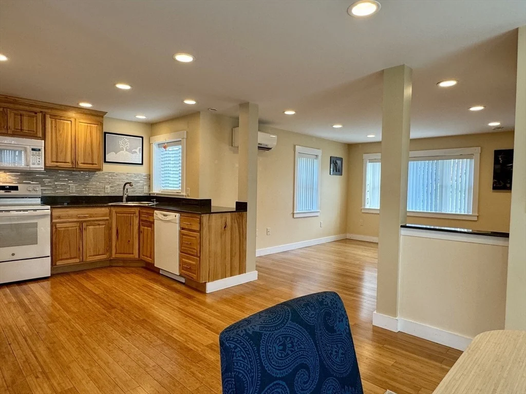 Photo of 104 Davis Street