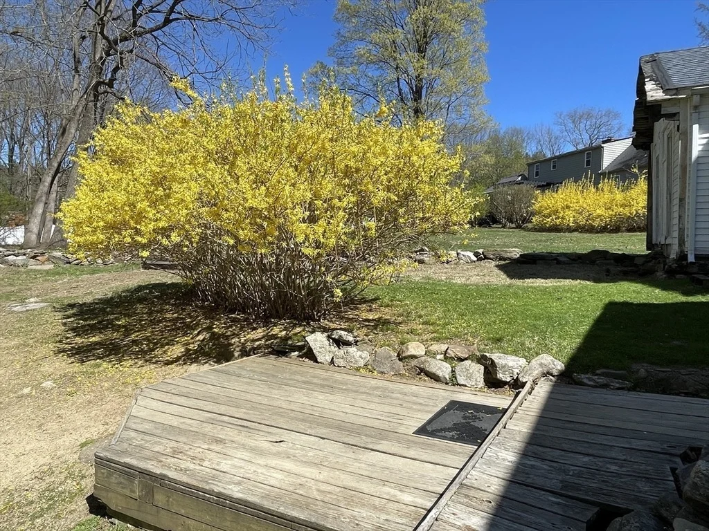 Photo of 11 Whittemore Rd