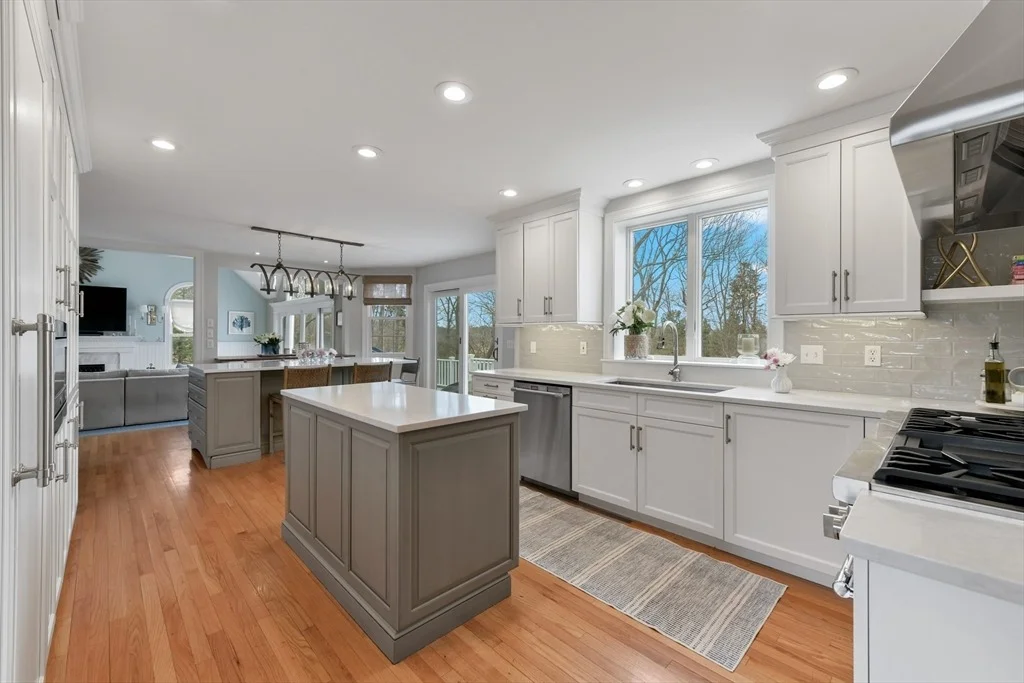 Photo of 10 Edgar Walker Ct