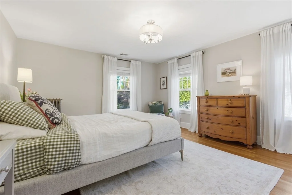 Photo of 120 Summer Ave