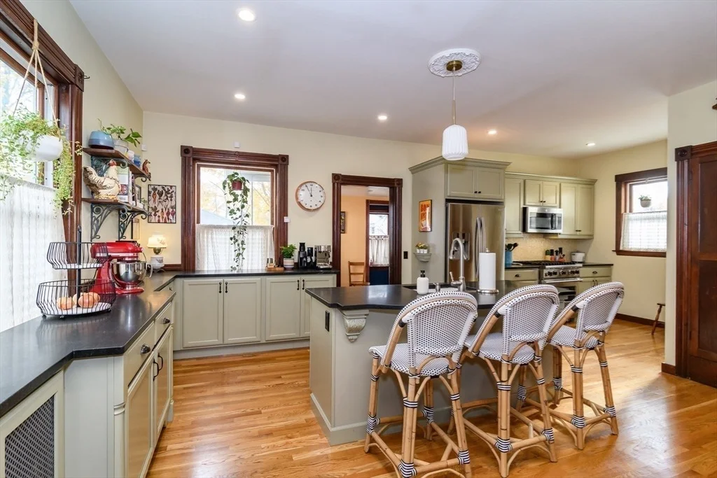 Photo of 16 Alexander St