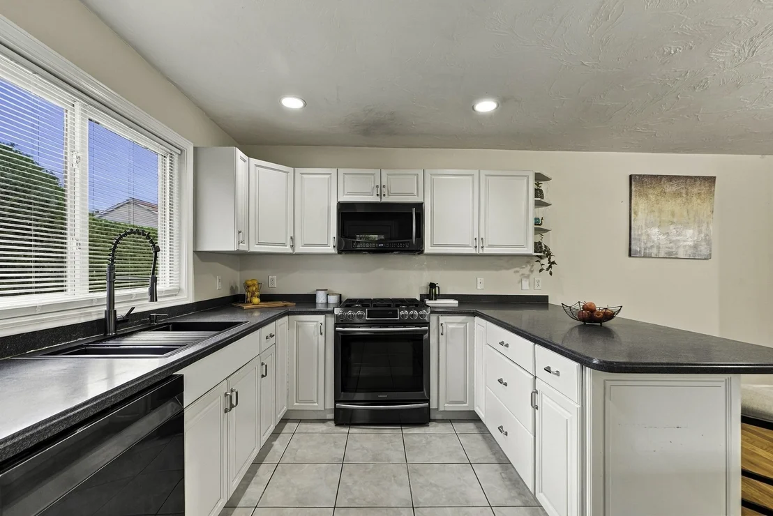 Photo of Unit 139 at 139 Captain Eames Cir