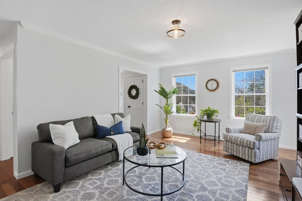 Photo of 12 Riffles Lane