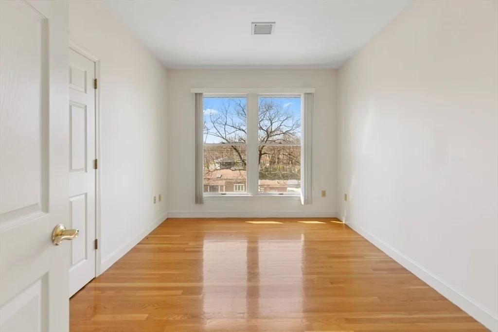 Photo of 49 Forest Street