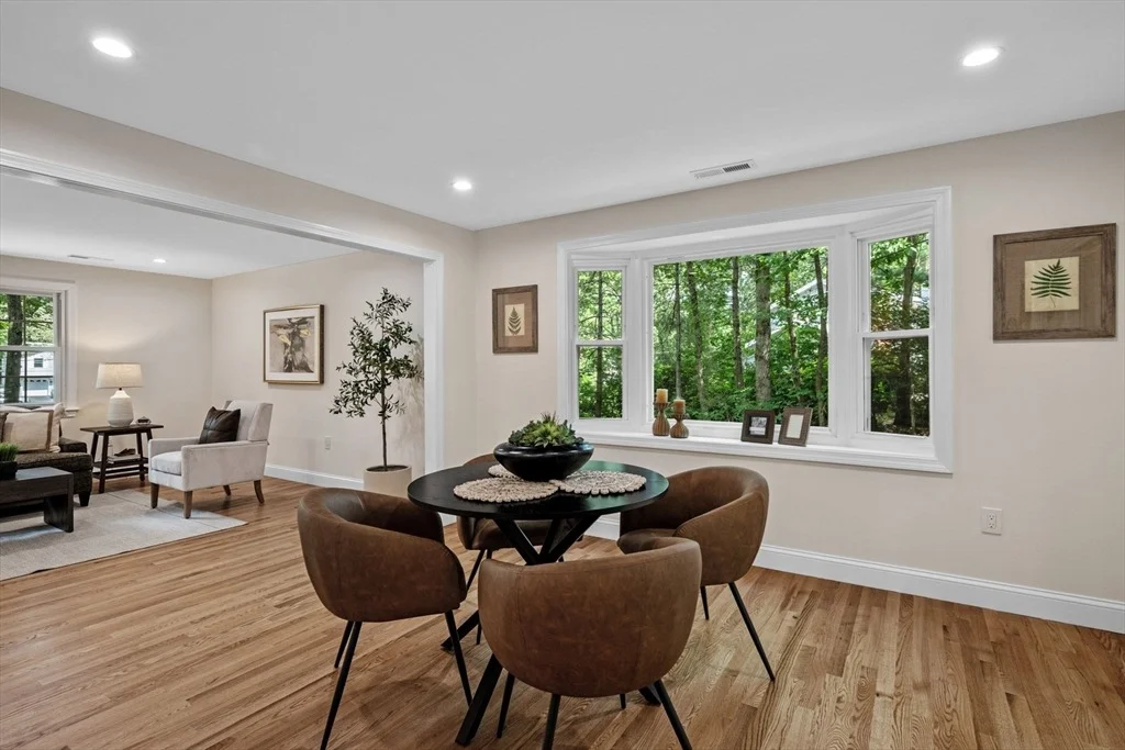 Photo of 44 Longbow Rd