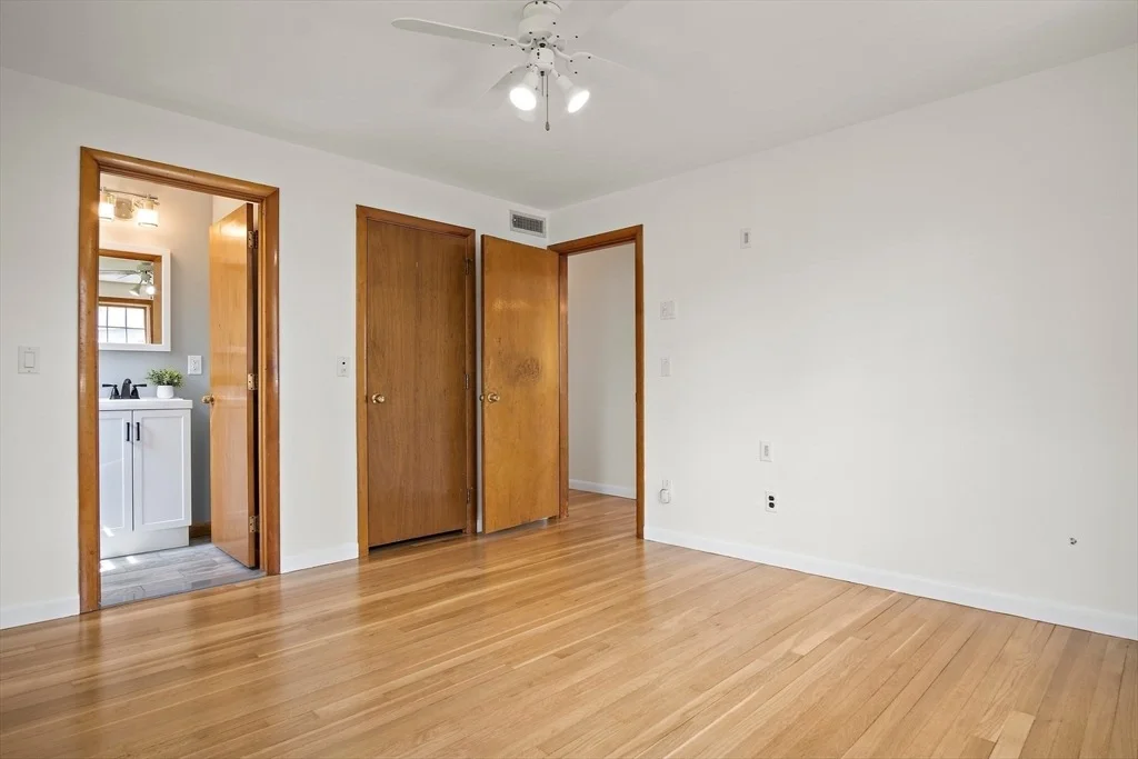 Photo of 9 Dooling Cir