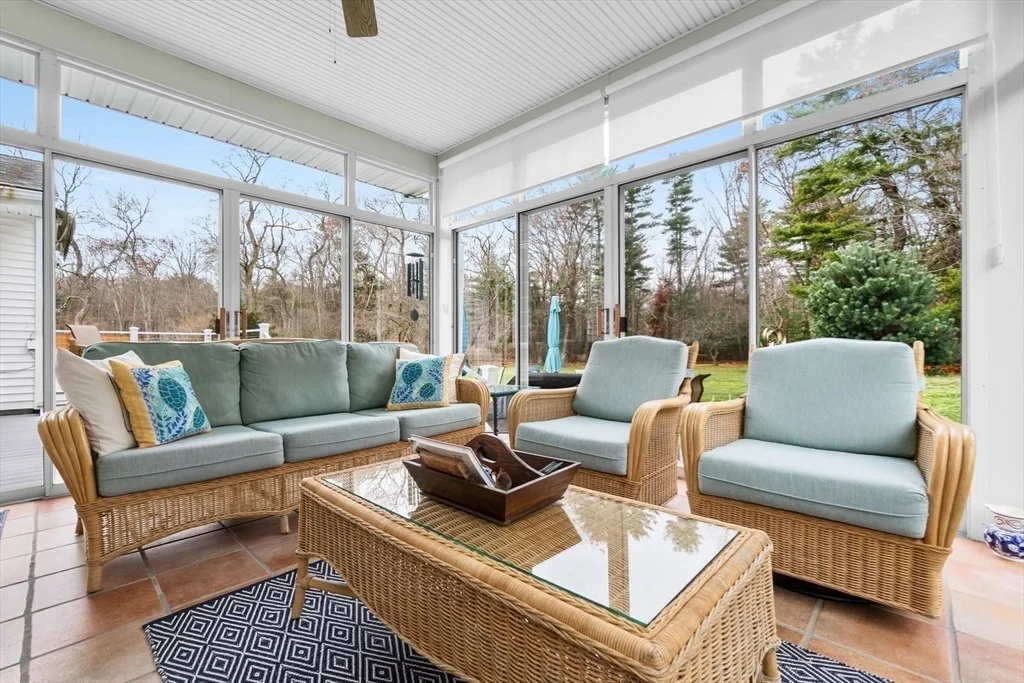 Photo of 79 Topsfield Rd