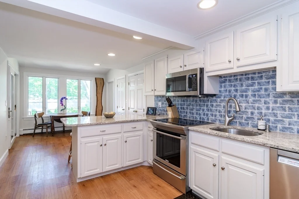 Photo of 48 Beacon St