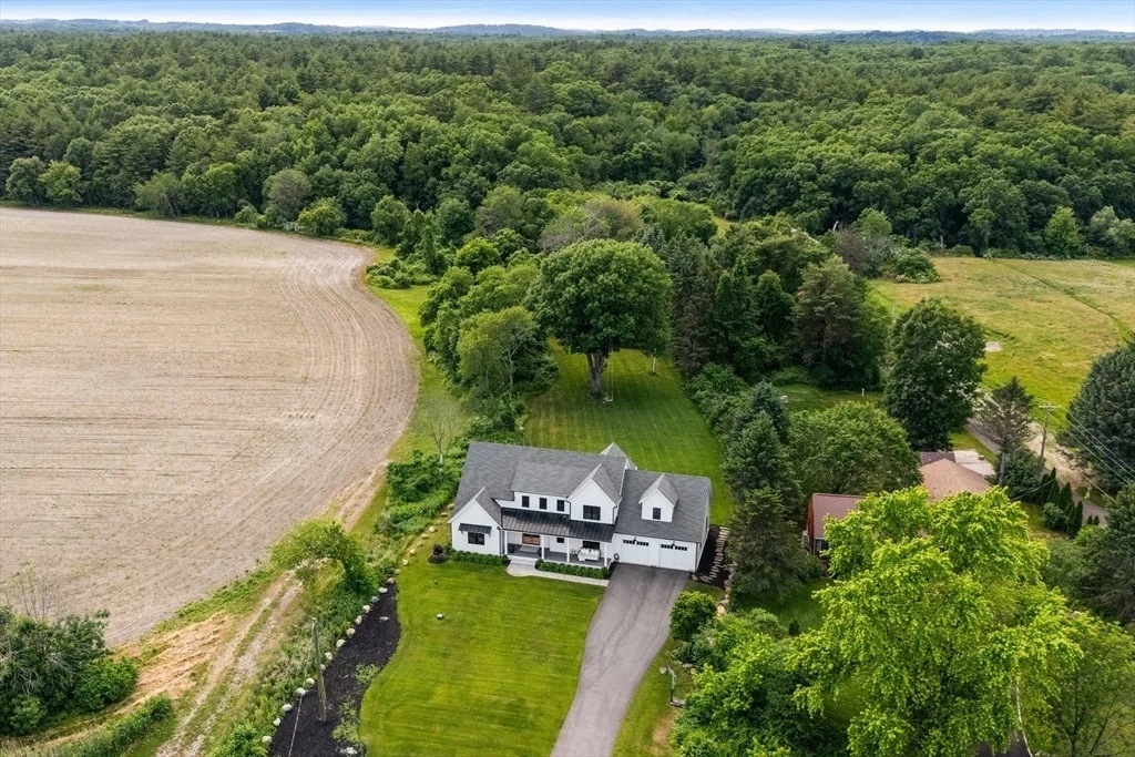 Photo of 112 Middle Rd