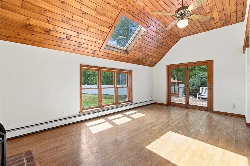 Photo of 69 White Pond Rd