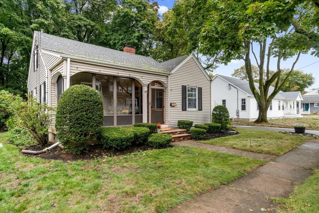 Photo of 67 Ellsworth Rd